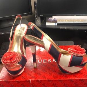 GUESS STUNNING STRIPED PEEP TOE HEELS